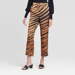 Zebra cropped trousers NWT